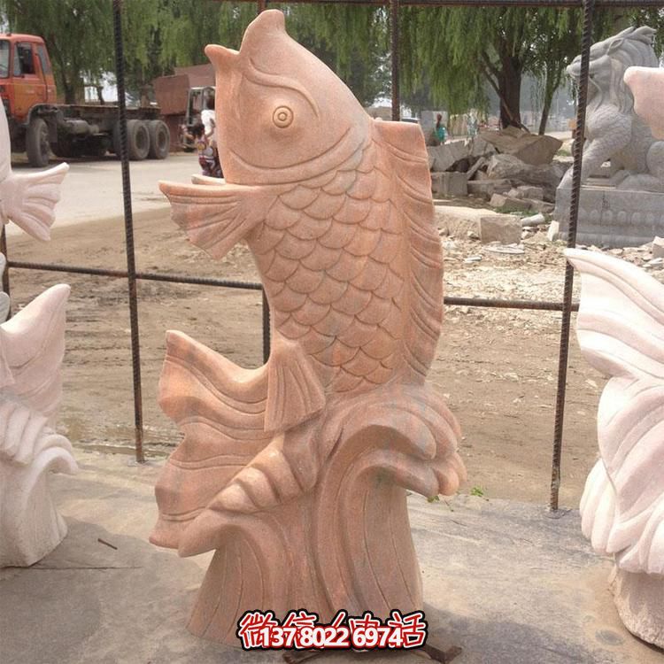 紅色晚霞，浪漫水景——精美石雕噴泉鯉魚